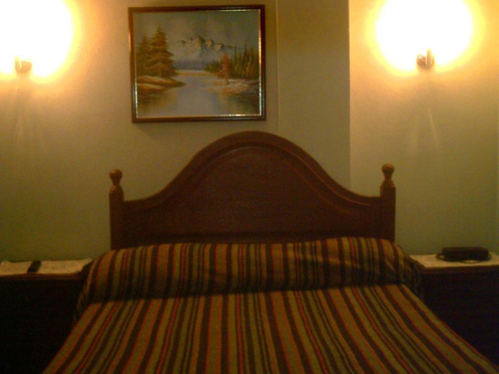 Pacifica Affittacamere 2*